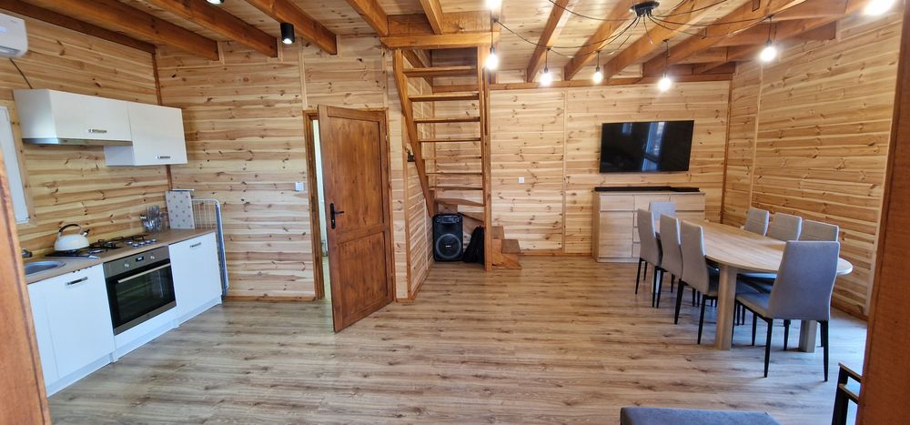 Domek Letniskowy, Dom Całoroczny Eryś. Jacuzzi, balia.Terminy Wrzesień