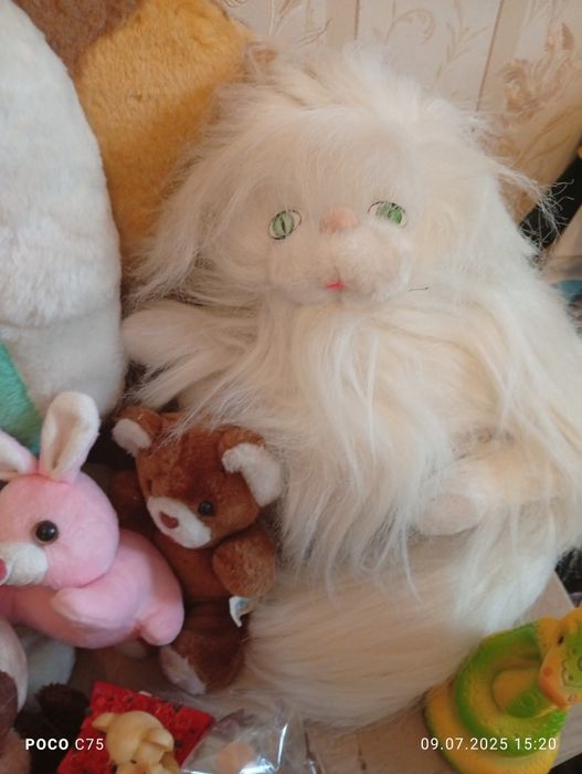 Іграшки м'які великі та резинові,гарний стан