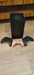 Xbox series X 1TB z 3 padami