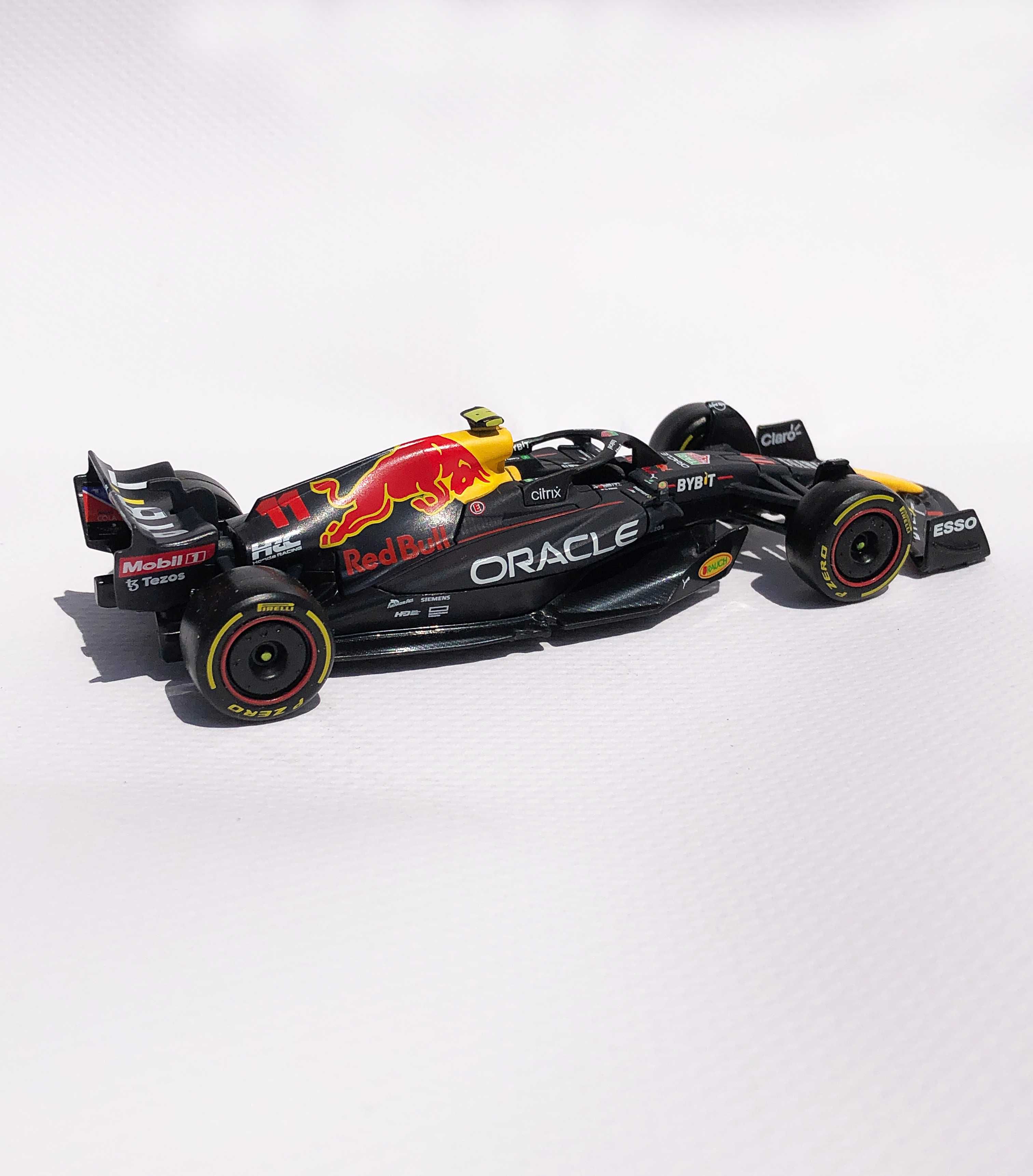 Машинка F1 Formula 1 болид модель 1:43 RB18 игрушка машина іграшка