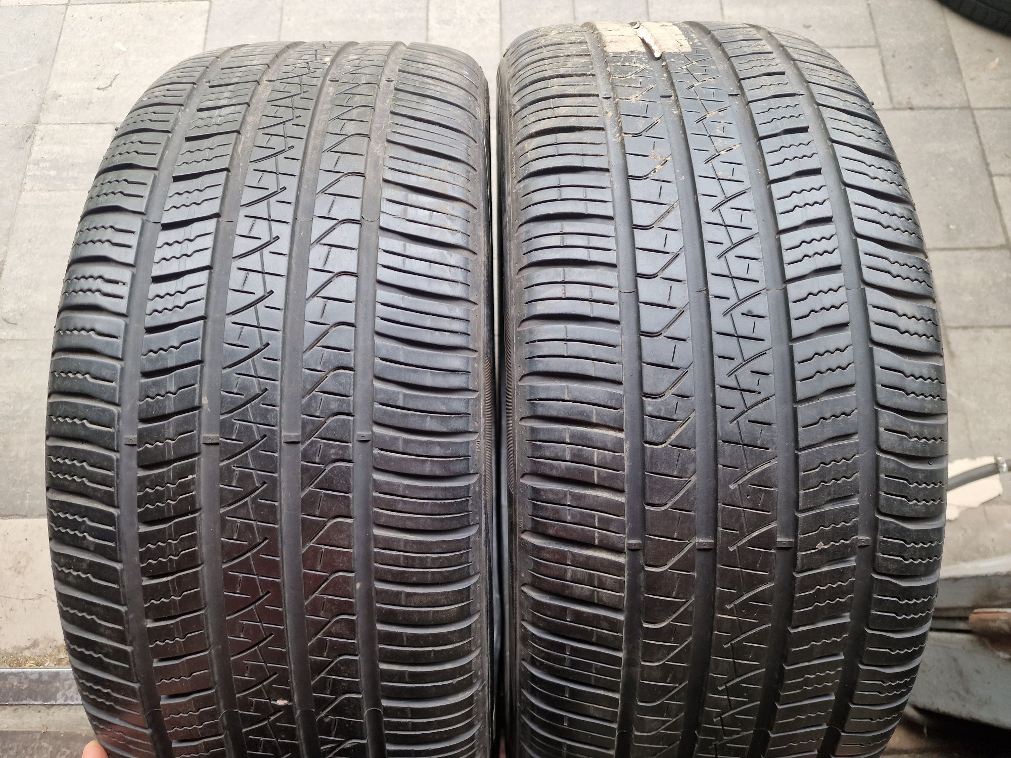 Пара летних шин 265/40 R22 Pirelli zero as