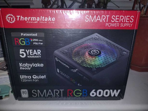 Продам Блок питания Thermaltake Smart RGB 600W
