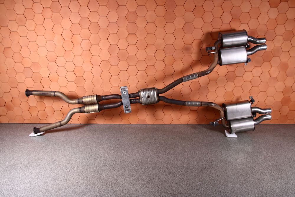 Komplet Tłumików Wydech M5 E60 E61