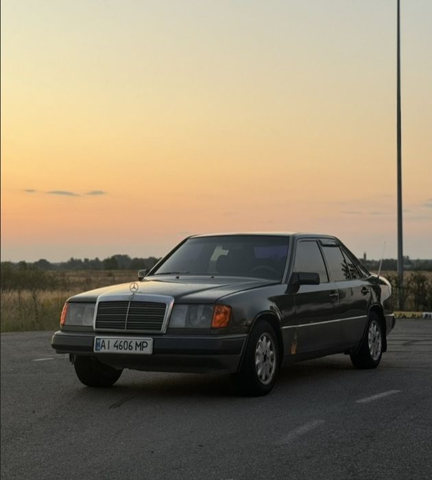 Продам легендарний Мерседес 124 Е 200