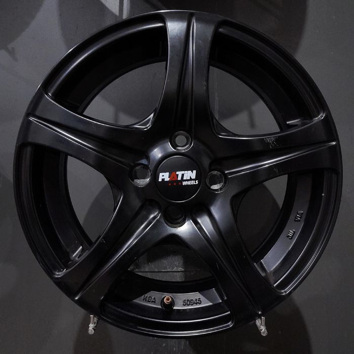 Felgi 15 4x100 Opel Corsa D E, Renault Clio IV (F505110-19)