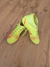 Buty do piłki nożnej korki Nike