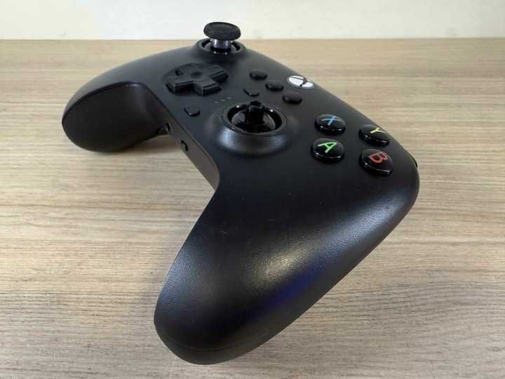 Pad kontroler bezprzewodowy zamiennik dla Xbox One/S/X Win 8bitDo 81HB