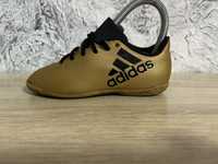 Футзалки-Кросівки Adidas.27,5-28 р.оригинал