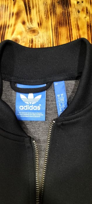 Casaco adidas novo