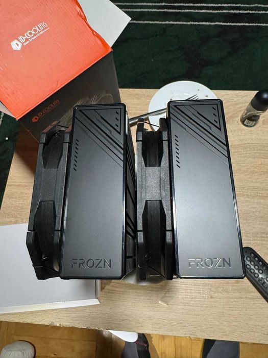 ID-Cooling FROZN A720 BLACK – chłodzenie powietrzem/powietrzne