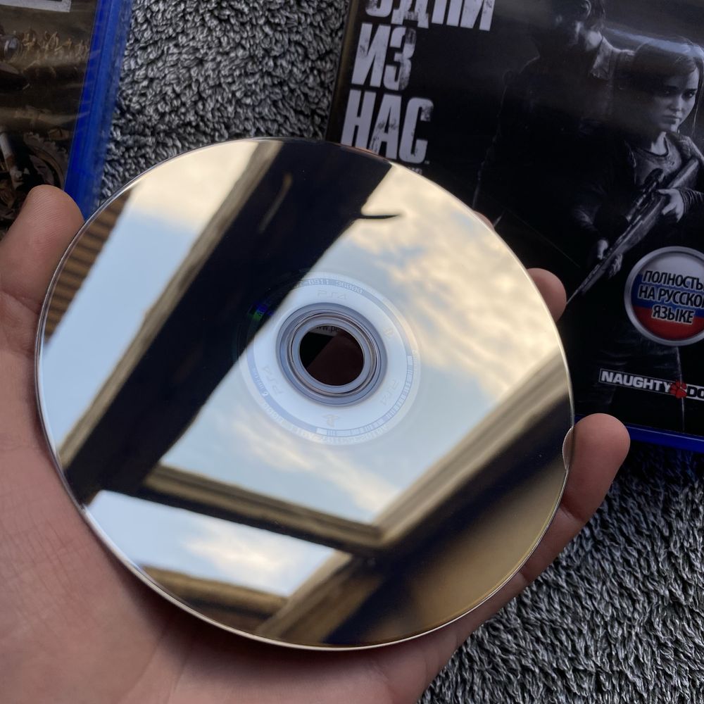 Диски на PS4 с играми