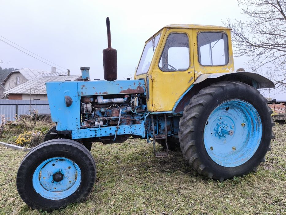 Трактор ЮМЗ-6 1981 року, з документами, справний.