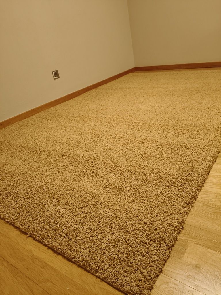 Carpete 1,70 x 2,80 castanho claro