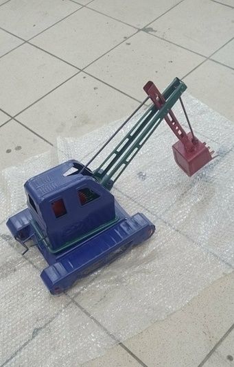 Игрушки СССР. Экскаватор СиМ.