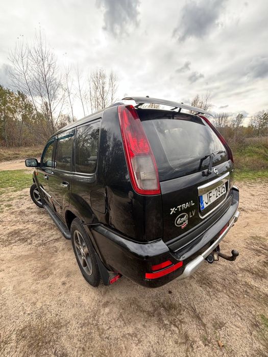 Nissan X-trail 2.2 дизель механика