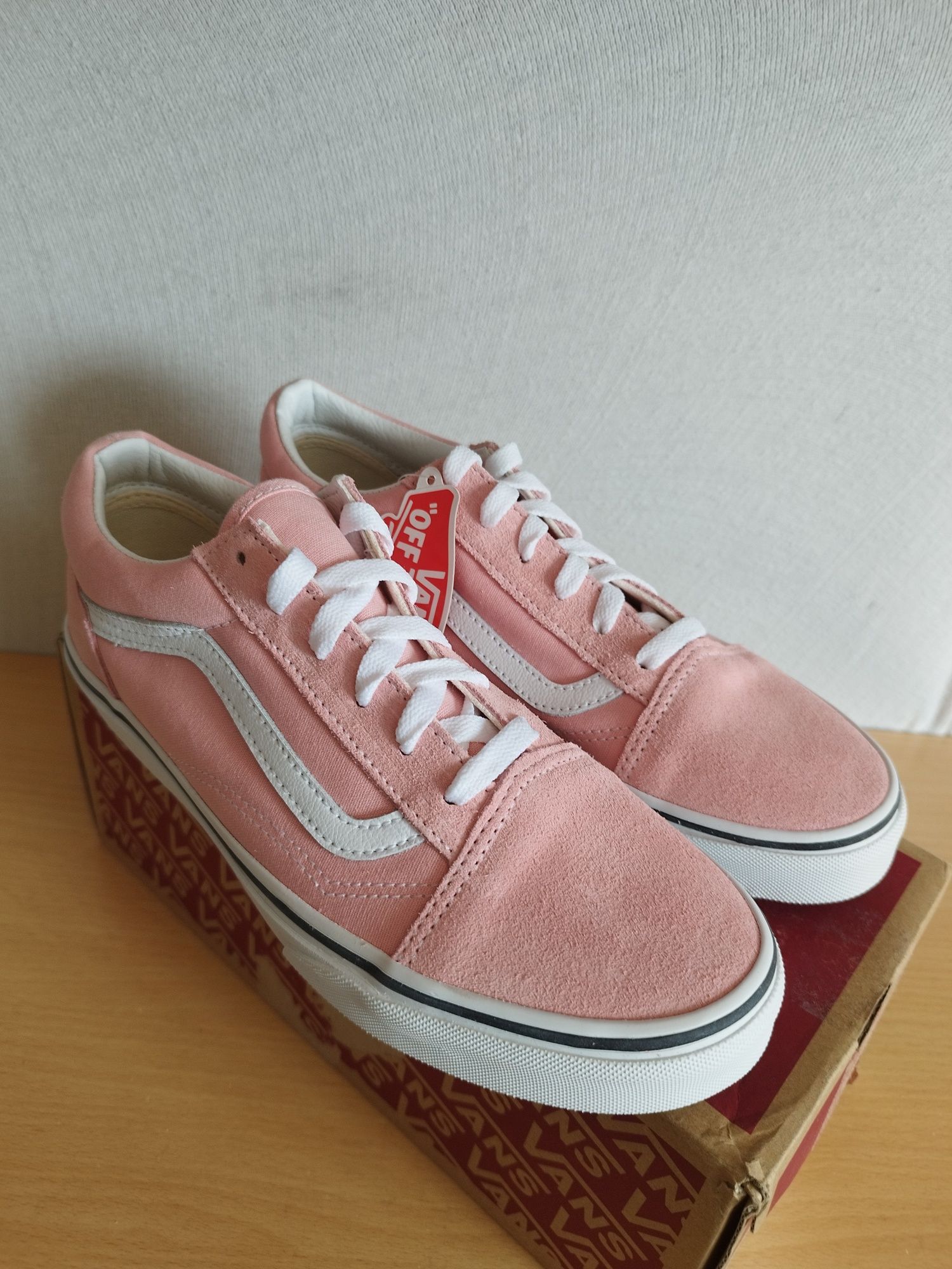 Vans Old Skool Branco e Rosa, tamanho 39