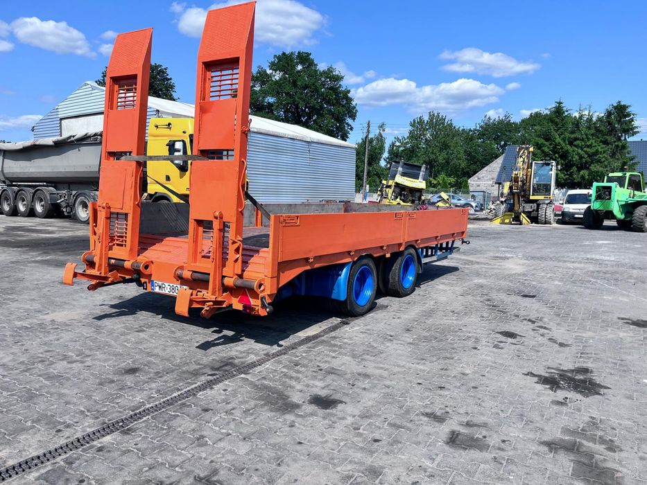 Przyczepa niskopodwoziowa tandem