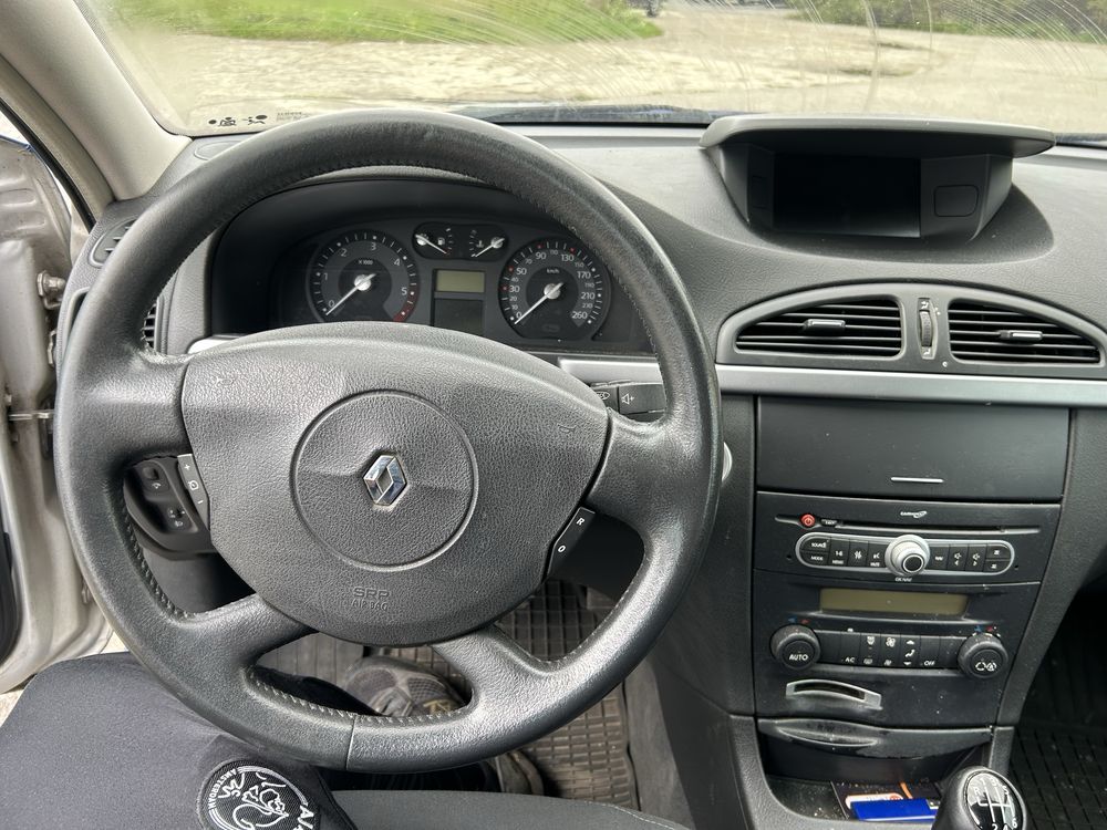 Laguna 1.9 diesel 130 najlepszy klima sprawna MAT brak korozji Renault