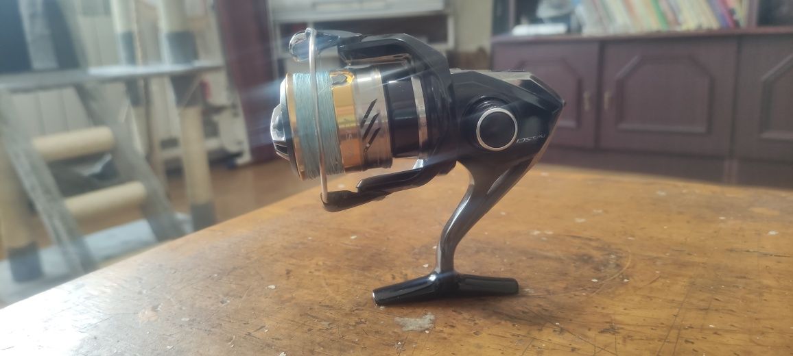 Продам shimano naskiI C2000S-B