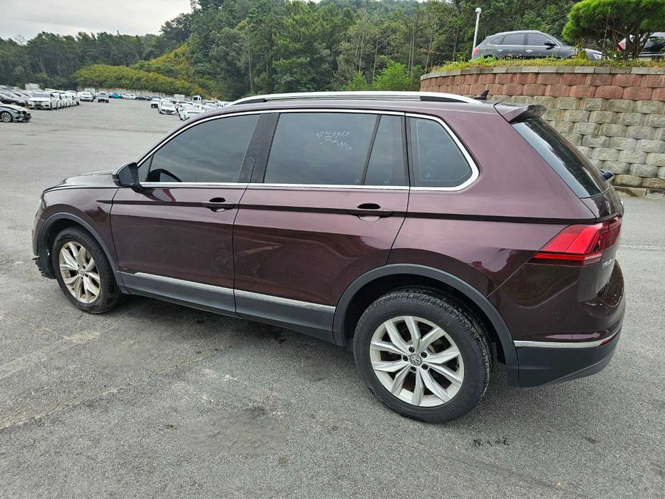 2018 Volkswagen Tiguan а в дорозі, дизель 2.0 Корея