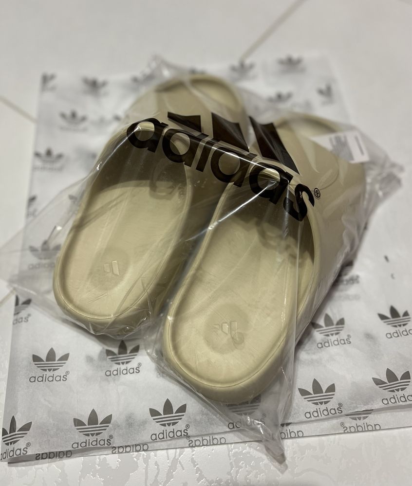 Шлепанцы Adidas YEEZY Адидас Изи