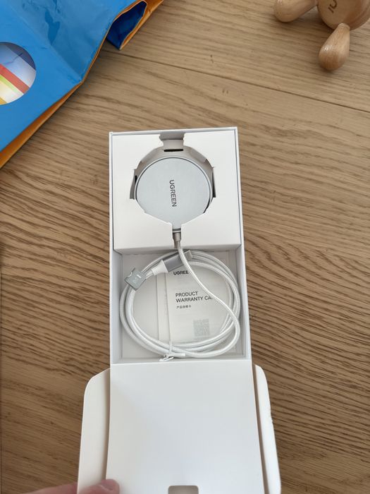 Ładowarka Ugreen bezprzewodowa 80661