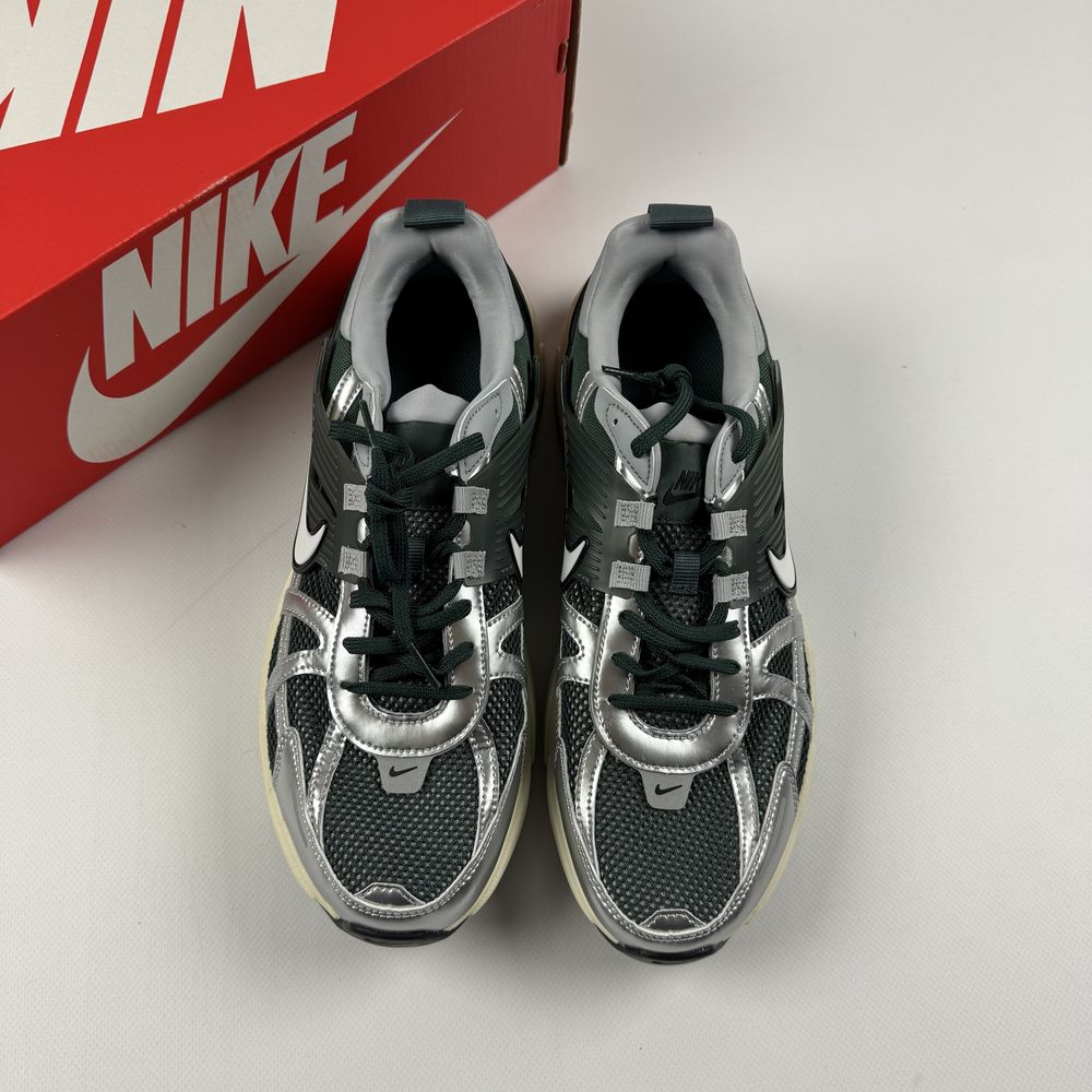Нові кросівки Nike V2k Run оригінал