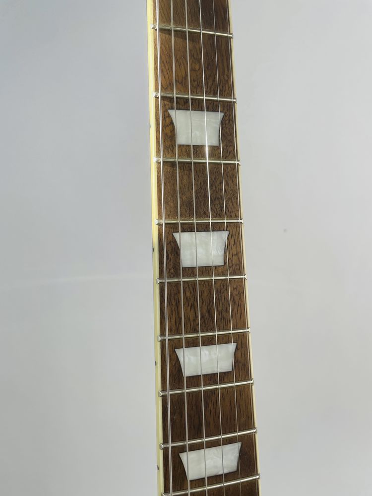 Gitara elekteyczna typu Les Paul Carter Guitars LC Standard