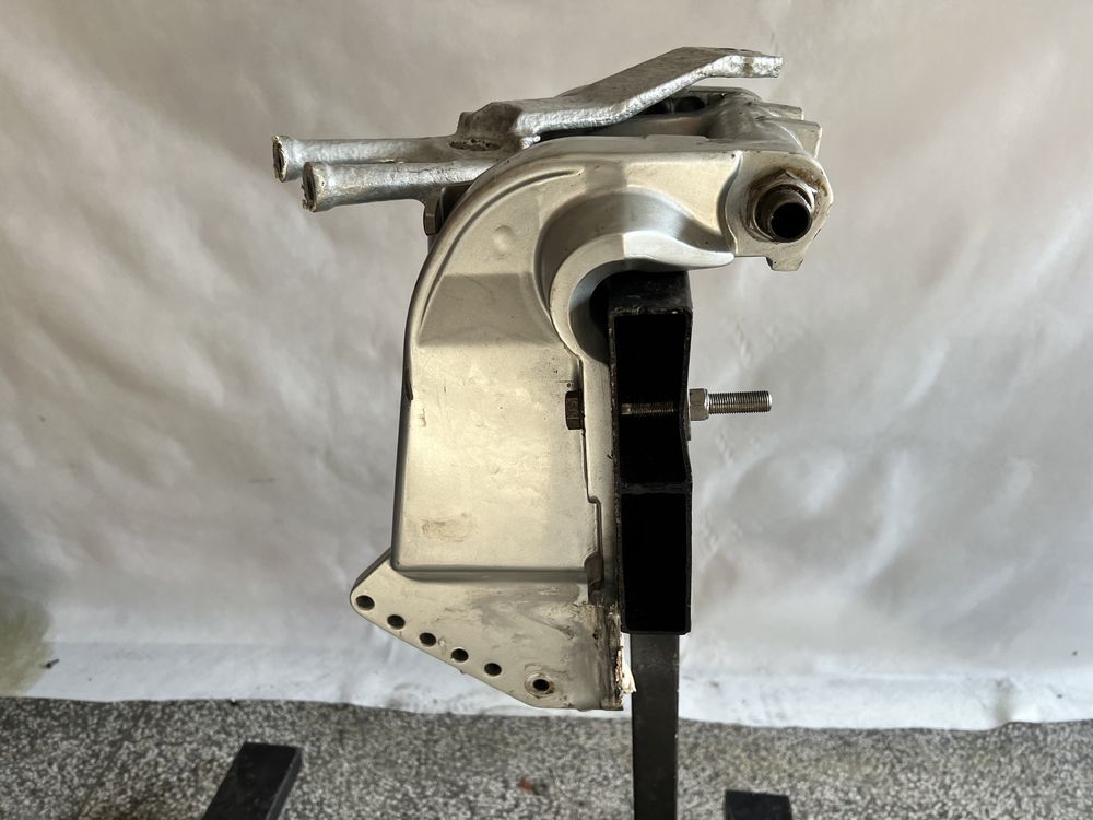 Mocowanie silnika zaburtowego  Honda BF 130