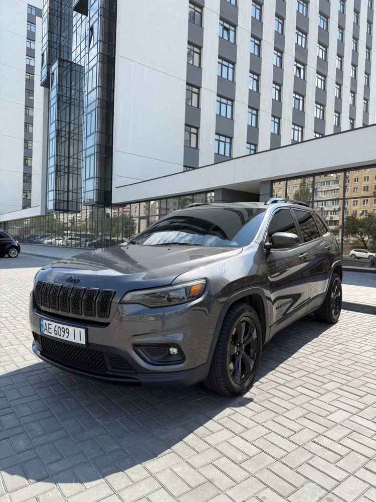 Jeep Cherokee Продам