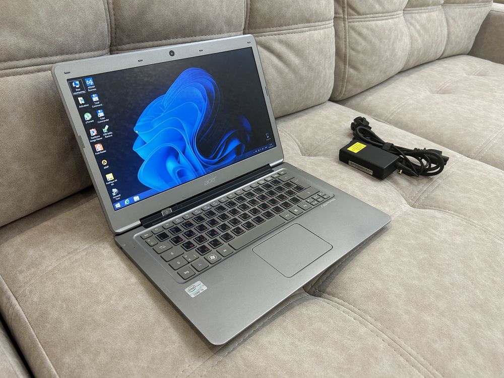 Продам ноутбук Acer Aspire S3-951 в гарному стані