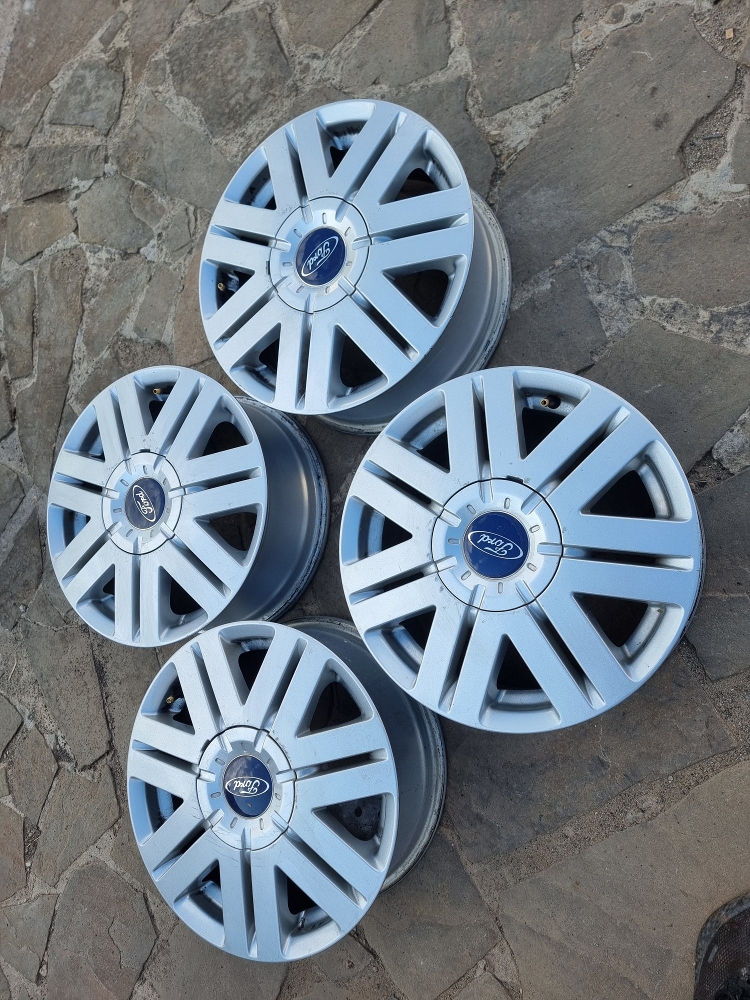 Диски  Ford r15 4x108 6j et52