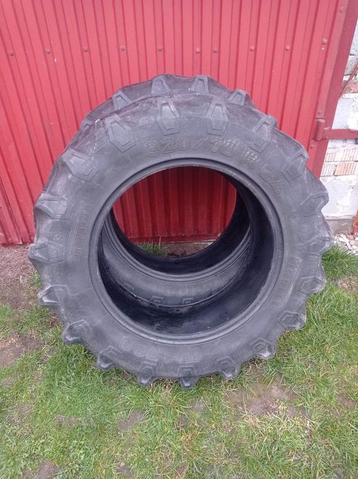 320/70 R24 opona new holland