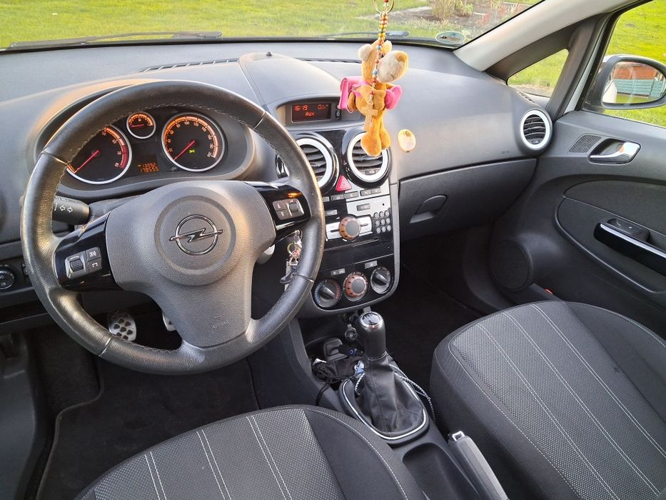 Corsa D lift 1.4 benzyna