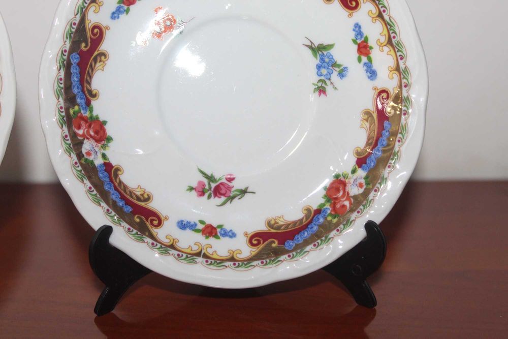 Duas Chávenas de Chá Sem Marca