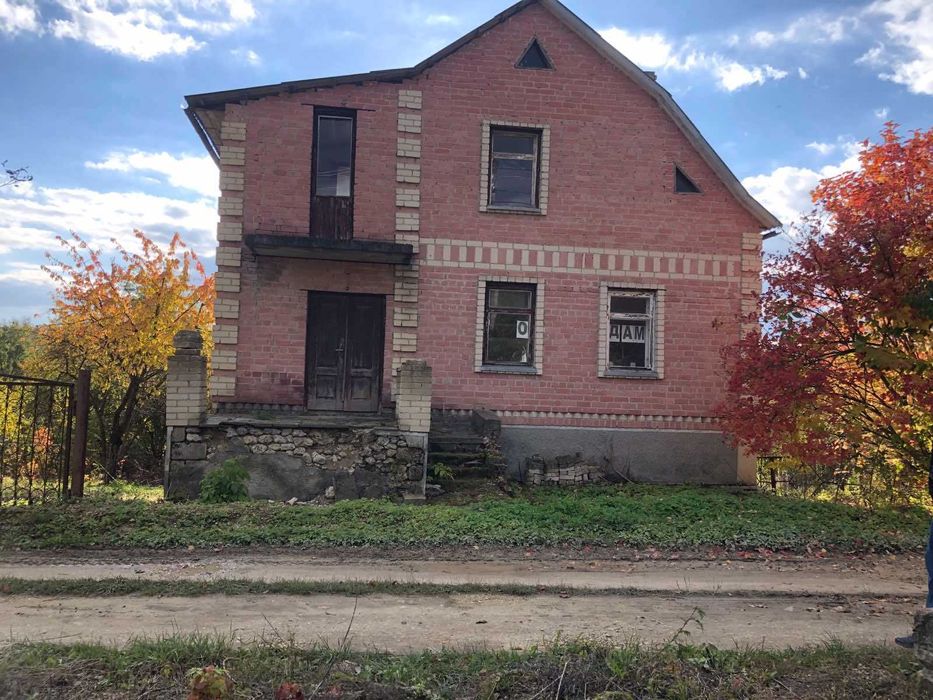 Продаж  садового  будинку