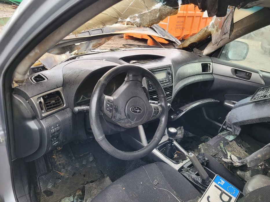 SUBARU FORESTER 3 III fotel fotele kanapa deska kokpit podsufitka boczek boczki klamka podłokietnik licznik