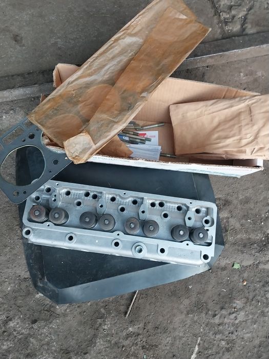 Головка блока циліндра ЗМЗ-402 в зборі нова ГБЦ