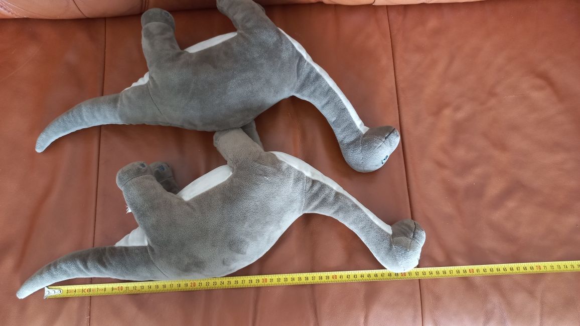 Dwa dinozaury Ikea