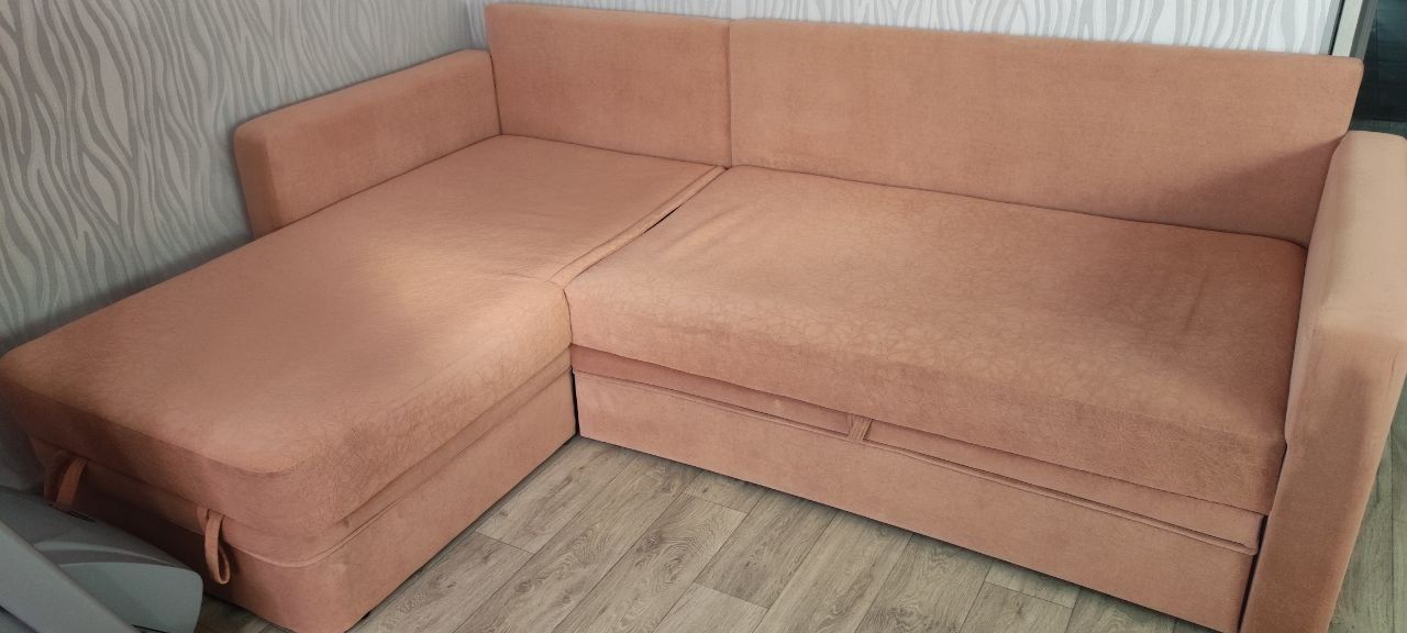 Угловой диван (раскладной)