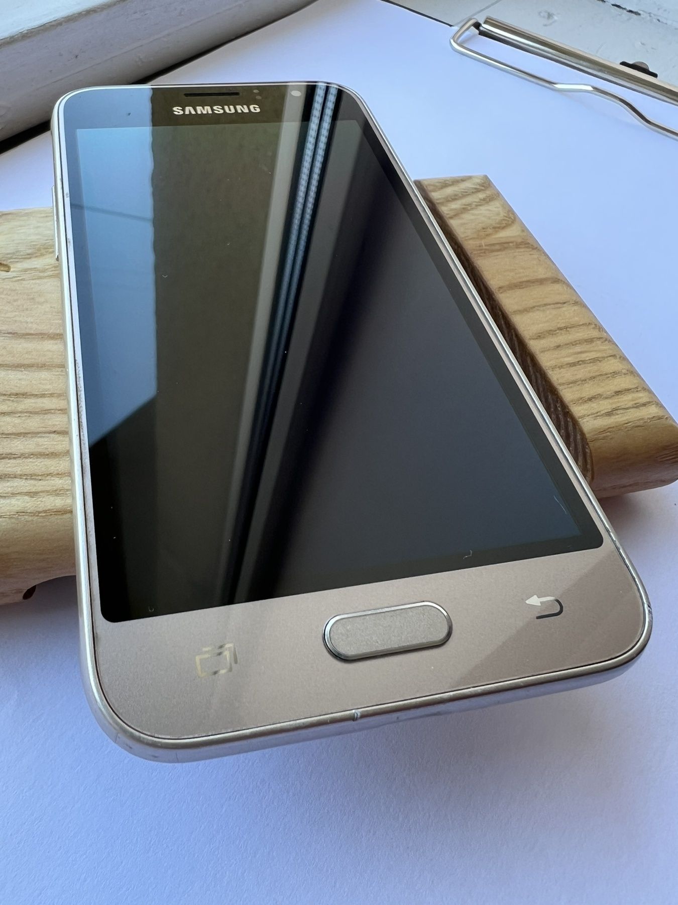Samsung Galaxy J1 (6)