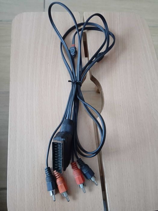 EURO SCART / 4x RCA cinch audio 120cm