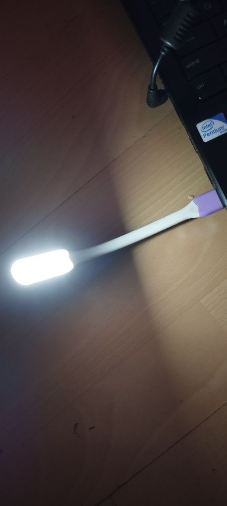 Lampka na USB do laptopa