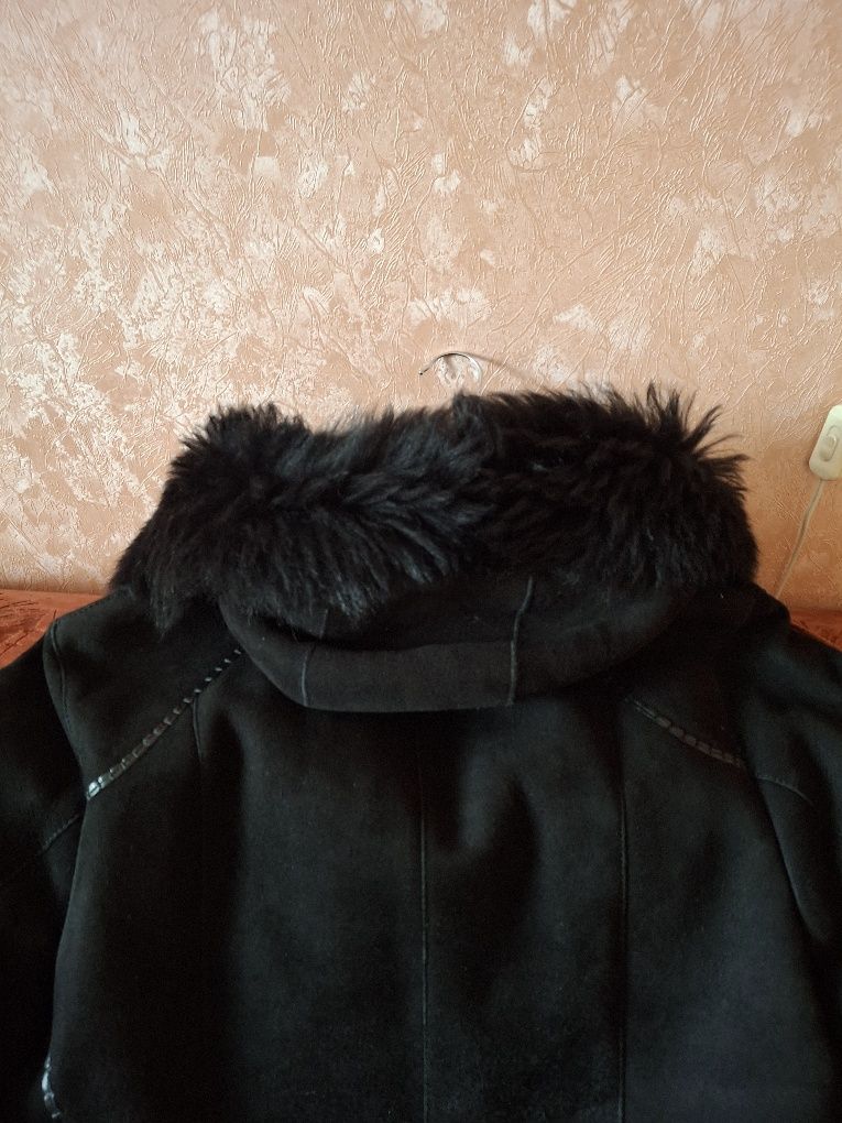Продам дублянку. Чорна, натуральна