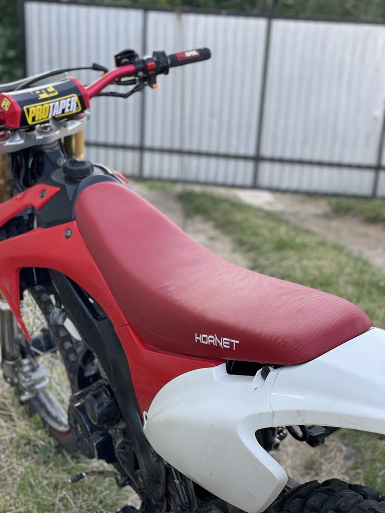 Продам мотоцикл ендуро 250