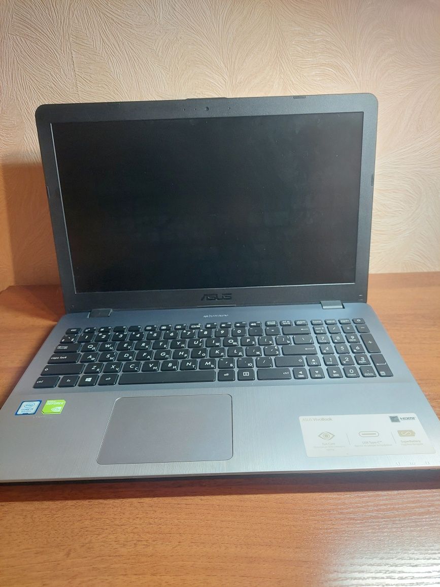 Продам ноутбук Asus X542UF