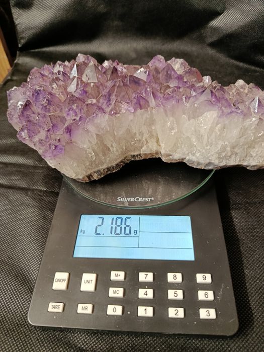 Sprzedam minerały , kamienie .