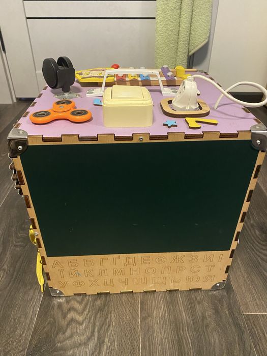 Бизи куб дитячий