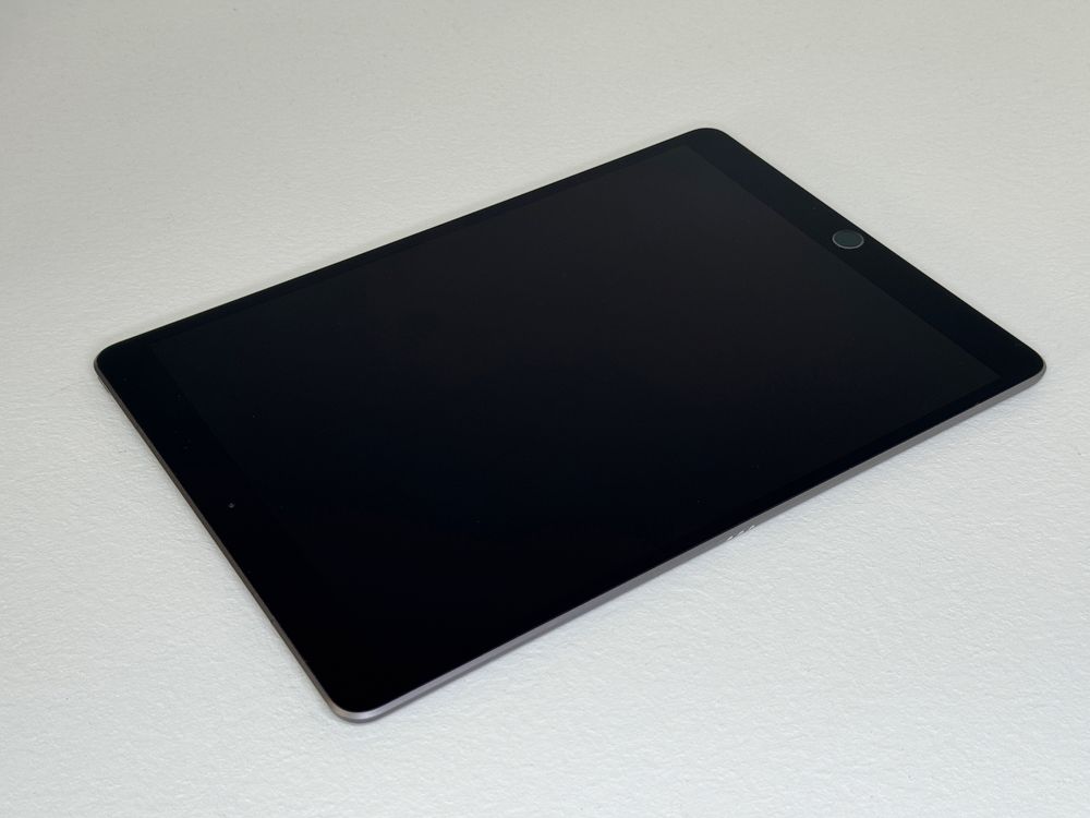 iPad Air 3 (A2123) - 64GB - Cellular (LTE) - faktura VAT 23%