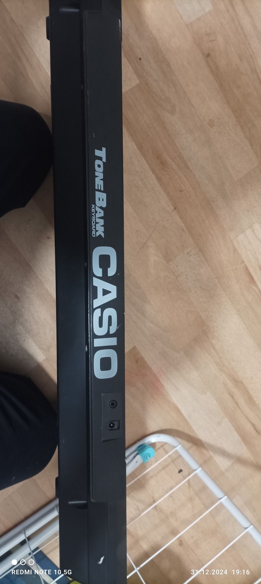 Casio keyboard zamienię na gitarę elektryczną